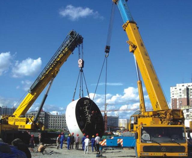 該如何降低起重機進行設備吊裝時駕駛室內噪音？